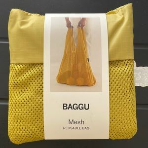 Pear mesh standard Baggu bag